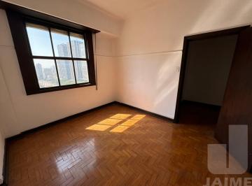 Comercial · 65m² · Conjunto Comercial 65 mts ²,01 banheiro em Bela Vista.