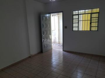 Casa · 133m² · 3 Quartos · 3 Vagas · Casa térrea conta com 3 domitórios e três vagas de garagem na Ponte Rasa