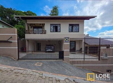 1f608ed0b3c989a81b0784658d223569dbe2f0d5 · Casa com 3 dormitórios à venda, 250 m² - Água Verde - Blumenau/SC