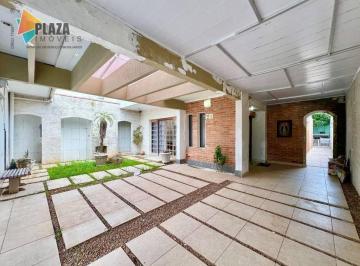 79888d695a31181cf9c40b8862a1de0610104fc2 · Casa com 3 dormitórios à venda, 128 m² por R$ 650.000,00 - Vila Assunção - Praia Grande/SP