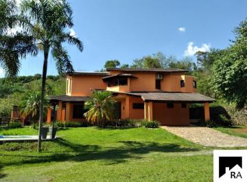 1776d2d6b0e1870fb1d253f035266a39d9532db5 · CASA 3 SUÍTES EM FRENTE A PRAINHA DO LAGO NORTE