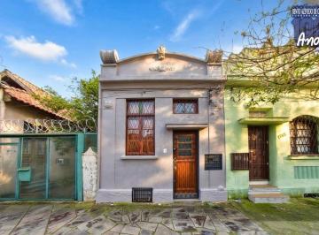 Comercial · 105m² · Oportunidade estratégica para posicionar o seu negócio