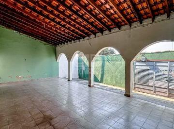 Casa · 166m² · 2 Quartos · 3 Vagas · Casa com 2 quartos no CPA 3