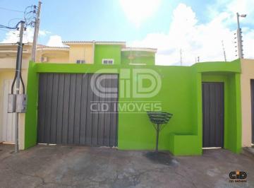 Casa · 150m² · 3 Quartos · 3 Vagas · Sobrado com três quartos no bairro Ipase em Várzea Grande