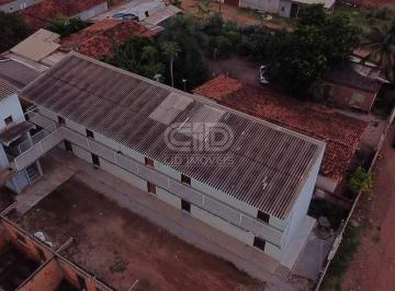 Comercial · 690m² · 15 Vagas · Prédio com 10 kitnets a venda, no bairro Nova Esperança