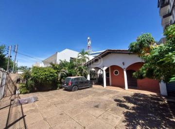 Casa · 202m² · 2 Quartos · 4 Vagas · Imóvel com mais de 570m² no bairro Bandeirantes