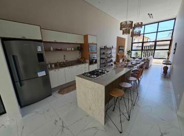 1634840313e3e417ac4ce068e65d68a35d0718c5 · Casa nova à venda a 200 metros do mar em Peruíbe – Conforto e lazer para sua família