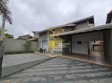 ea34d5eb2c3ebd62ac7f323a7fc746b9ea400919 · Lindo Sobrado a 100 Metros do Mar