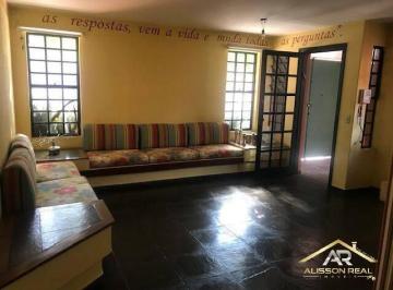 Casa · 280m² · 4 Quartos · 4 Vagas · Sobrado com 4 quartos e 4 vagas de carro, 280m² - Vila Madalena - SP.