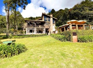 Casa · 630m² · 3 Quartos · 12 Vagas · Casa de Condomínio em Campos do Jordão