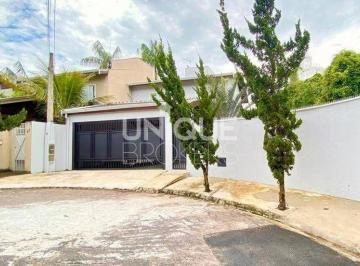 Casa · 215m² · 3 Quartos · 3 Vagas · Casa com 3 quartos à Venda, Vila Maringá - Jundiaí