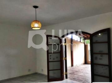 Casa · 180m² · 3 Quartos · 2 Vagas · CASA PARA RENDA À VENDA NO JARDIM BRASIL