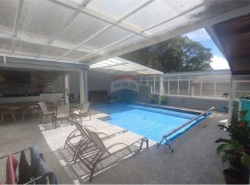 Casa · 355m² · 3 Quartos · 4 Vagas · Casa para alugar com três suítes e área gourmet, piscina, de condomínio, Itapevi sp