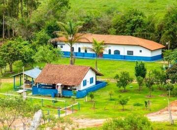 Rural · 280720m² · 6 Quartos · 10 Vagas · Haras em Lagoinha