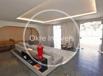 Apartamento · 210m² · 4 Quartos · 2 Vagas · Cobertura : Linear / Residencial / Copacabana