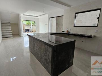 Casa · 130m² · 2 Quartos · 1 Vaga · - Duplex, com 2 suítes no andar superior, com sacada