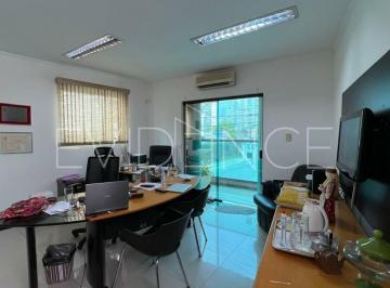 Casa · 220m² · 4 Quartos · 4 Vagas · SOBRADO DISPONÍVEL PARA VENDA E LOCAÇÃO COM 220 M²