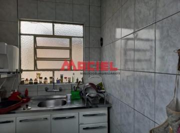 Casa · 120m² · 3 Quartos · 3 Vagas · Casa Padrão em Sao Jose dos Campos