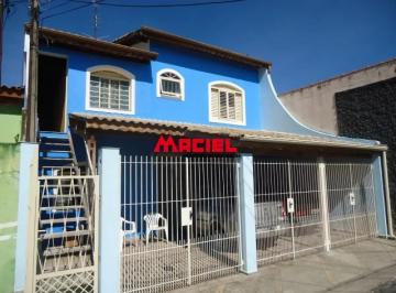 Casa · 200m² · 3 Quartos · 3 Vagas · Casa em Guaratinguetá