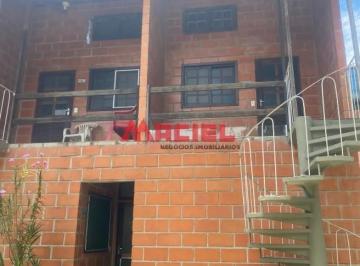 Apartamento · 70m² · 3 Quartos · 2 Vagas · OTIMA LOCALIZAÇÃO