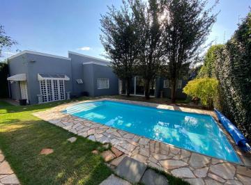 Casa · 191m² · 3 Quartos · 2 Vagas · Casa a venda em Uberaba B. Olinda