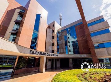 Comercial · 37m² · 1 Quarto · 1 Vaga · Sala comercial com vaga coberta, localização privilegiada - SIG Quadra 04