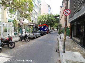 512215goc.jpg · Lojão muito bem alugada, 194m² de piso, frente, Rua Correa Dutra, totalmente reformada