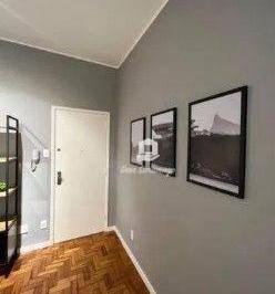 d5b48244fca64a41912868e828e0607efc221646 · Apartamento com 1 quarto à venda, 51 m² por R$ 300.000 - Centro - Niterói/RJ