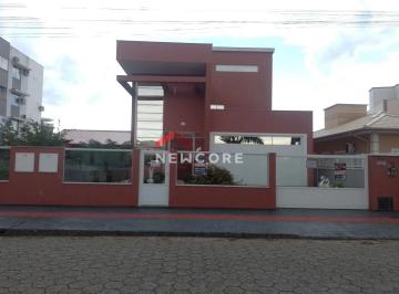 Casa · 257m² · 3 Quartos · 2 Vagas · Casa em Rua Raul Leonardo Weiss - Praia de Fora - Palhoça/SC