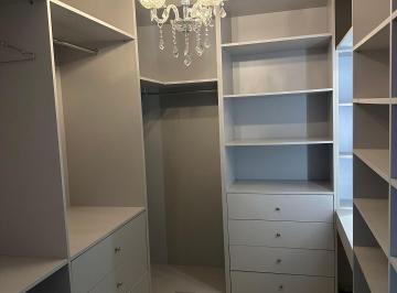 Casa · 143m² · 3 Quartos · 2 Vagas · Sobrado à venda no bairro Ribeirão do Lipa - Cuiabá/MT