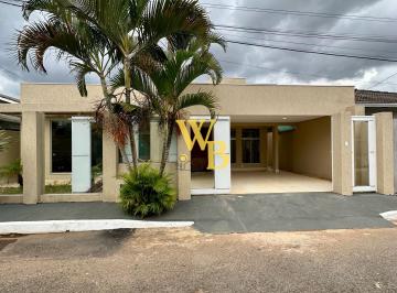 Casa de 3 quartos, Vicente Pires · Vicente Pires - Rua 06 - lote 400m - 3 suítes - Área gourmet