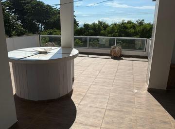 Casa · 360m² · 3 Quartos · 3 Vagas · Imoveis - na Ponta da Fruta
