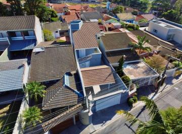 Casa · 330m² · 3 Quartos · 4 Vagas · Casa com 3 quartos - Atibaia