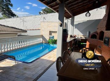 Casa · 240m² · 3 Quartos · 2 Vagas · CASA À VENDA EM ATIBAIA – CONFORTO E LAZER PARA SUA FAMÍLIA!