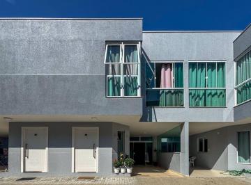 Casa · 86m² · 2 Quartos · Sobrado com duas suítes à venda na Barra em Balneário Camboriú