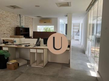 ea424123badecdad73d8192ad025c02e6add19b7 · Jardim Europa -Casa duplex em terreno de 574,00 m², com testada de 17,00 m, e uma área construída de