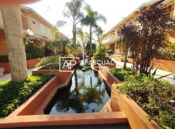 Casa · 108m² · 3 Quartos · 2 Vagas · Casa 3 dormitórios (2 suites) PÉ NA AREIA em Cond. Fechado - Capricórnio