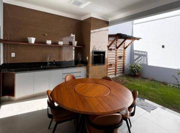 e42cdb405fd5f3e1f3de3c64587e1a9ae6fdcd35 · Casa à venda no Alto Umuarama em Uberlândia/MG