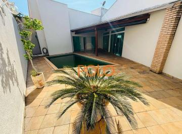 4b298f2358e7c40317a4d123b4f0fc9e67c36ac0 · Casa à venda no bairro Cidade Jardim em Uberlândia