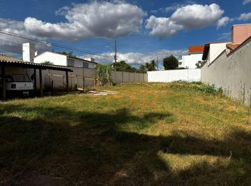 e82223ce86c1a47f557fcbdcd0c682f363b69db3 · Terreno à venda no Morada da Colina em Uberlândia/MG