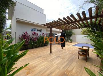 2c16ca79c34ce19c5171de17ea45167015e906f3 · Casa à venda no Condomínio Jardins Gênova em Uberlândia/MG
