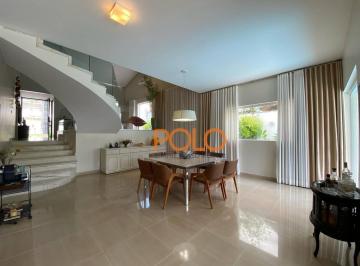 d934a20c1e507be89cd67204adf63005a4d75e04 · Casa à venda no Condomínio Gávea Hil II em Uberlândia