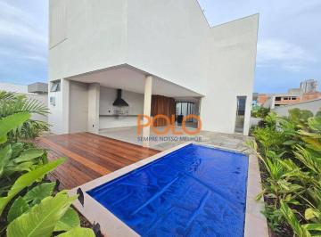 bced7ceae36eee087d7dfb10b66ba72f9b0871a1 · Casa à venda no Condomínio Tamboré em Uberlândia/MG