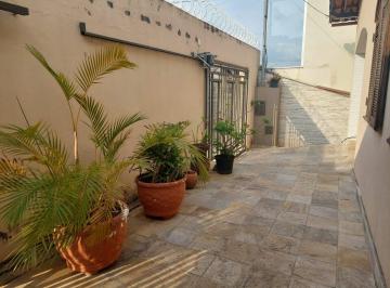Casa · 250m² · 3 Quartos · 3 Vagas · Casa Bairro Quinta das Flores