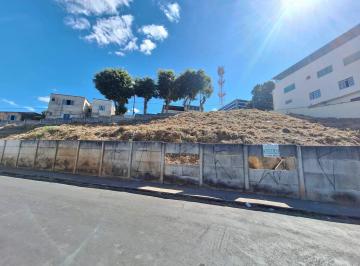Terreno · 900m² · Terreno à venda no bairro Queluz-Conselheiro Lafaiete