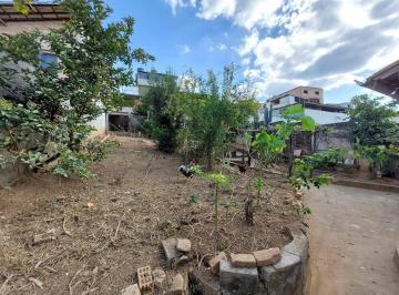 Casa · 3 Quartos · 1 Vaga · Casa com quintal