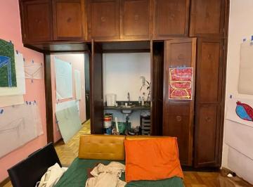 Comercial · 28m² · CONJUNTO COMERCIAL COM 28m2, SEM VAGA, BOM LOCAL