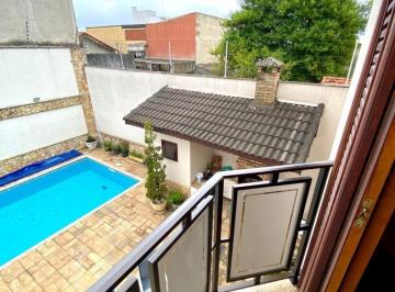 Casa · 380m² · 4 Quartos · 6 Vagas · Sobrado Alto padrão 380m² - 4 suites, piscina , 6 vagas