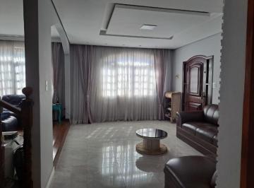 Casa · 200m² · 3 Quartos · 3 Vagas · Casa na Vila Almeida PORTEIRA FECHADA, 200m², 3 Dormitórios.