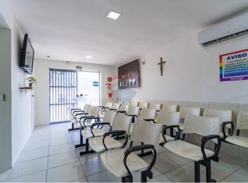 Comercial · 300m² · 4 Vagas · Prédio comercial de esquina no centro de Fortaleza